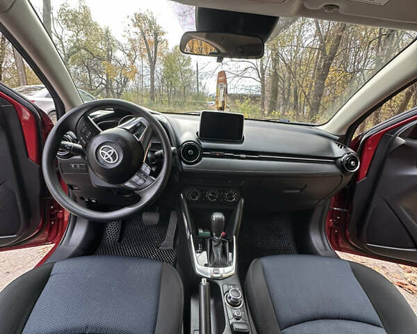 Тойота Яріс 2016 у Хмельницькому на Automoto.ua Червоний Тойота Яріс, об'ємом двигуна 1.5 л та пробігом 91 тис. км за 10300 $, фото 7 на Automoto.ua