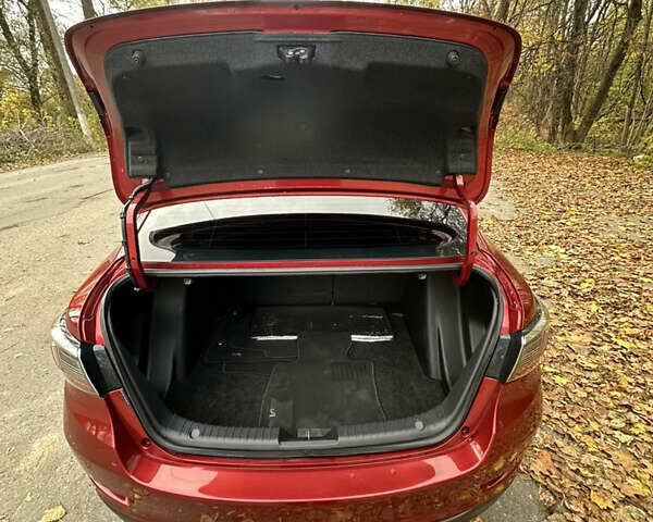 Тойота Яріс 2016 у Хмельницькому на Automoto.ua Червоний Тойота Яріс, об'ємом двигуна 1.5 л та пробігом 91 тис. км за 10300 $, фото 14 на Automoto.ua