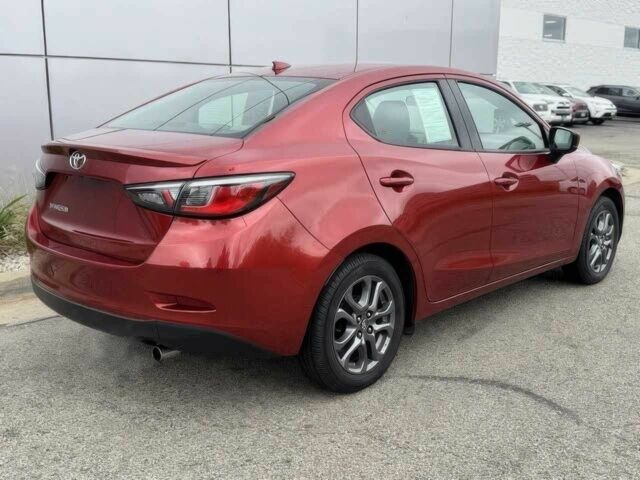 Красный Тойота Ярис, объемом двигателя 1.5 л и пробегом 35 тыс. км за 5800 $, фото 3 на Automoto.ua