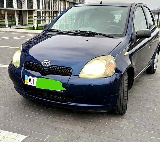 Тойота Ярис, объемом двигателя 1 л и пробегом 270 тыс. км за 5200 $, фото 3 на Automoto.ua