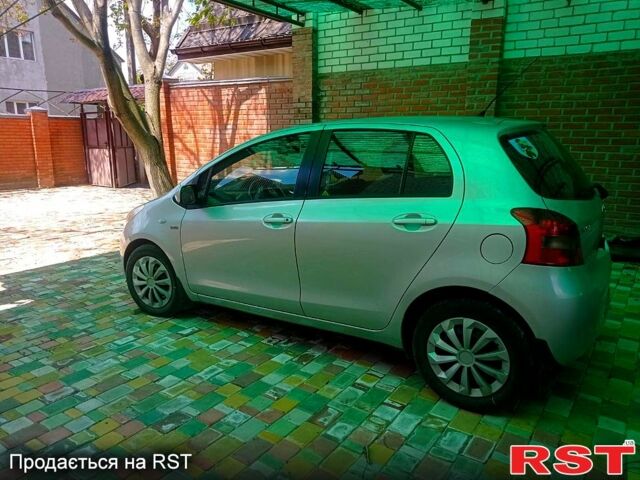 Тойота Ярис, объемом двигателя 1.4 л и пробегом 193 тыс. км за 5800 $, фото 1 на Automoto.ua