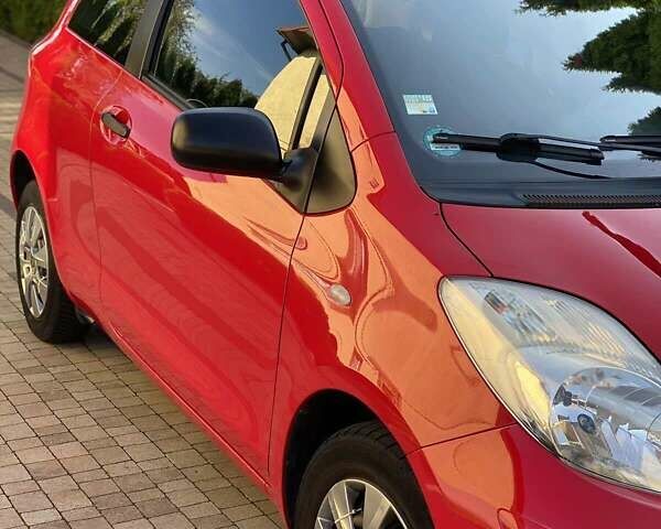 Тойота Ярис, объемом двигателя 1 л и пробегом 182 тыс. км за 4300 $, фото 8 на Automoto.ua