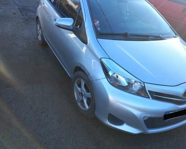 Тойота Ярис, объемом двигателя 1.36 л и пробегом 187 тыс. км за 7250 $, фото 3 на Automoto.ua