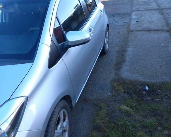 Тойота Ярис, объемом двигателя 1.36 л и пробегом 187 тыс. км за 7250 $, фото 2 на Automoto.ua
