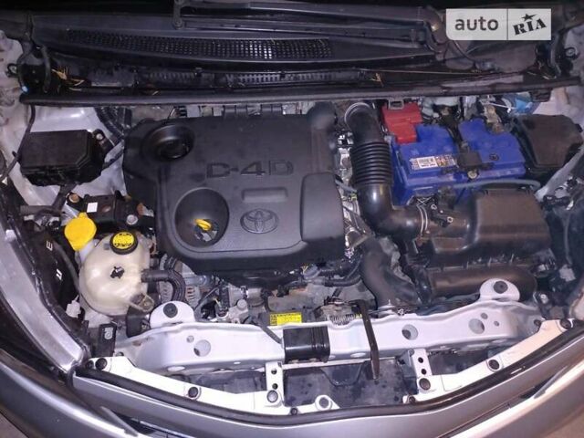 Тойота Ярис, объемом двигателя 1.36 л и пробегом 187 тыс. км за 7250 $, фото 7 на Automoto.ua