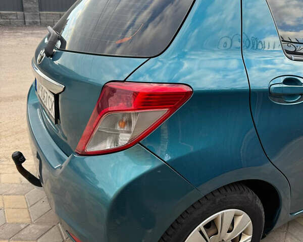 Тойота Ярис, объемом двигателя 1.4 л и пробегом 183 тыс. км за 7500 $, фото 4 на Automoto.ua