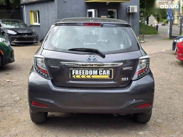 Тойота Яріс, об'ємом двигуна 0 л та пробігом 162 тис. км за 10000 $, фото 4 на Automoto.ua