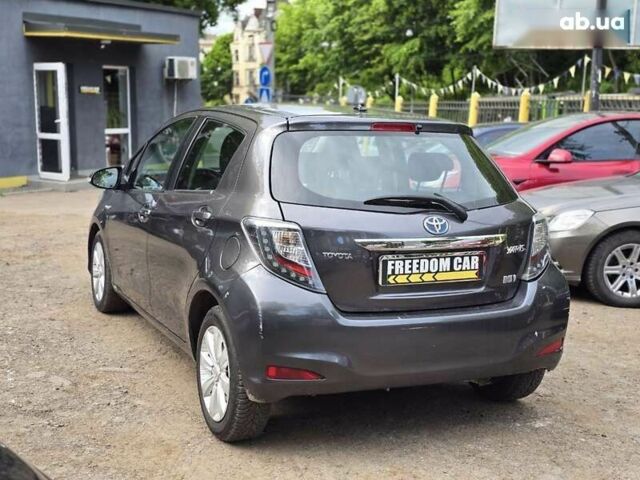 Тойота Яріс, об'ємом двигуна 0 л та пробігом 162 тис. км за 10000 $, фото 3 на Automoto.ua