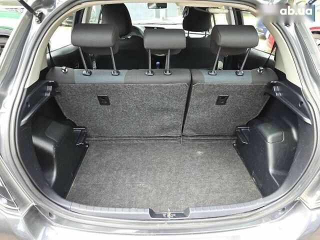 Тойота Яріс, об'ємом двигуна 0 л та пробігом 162 тис. км за 10000 $, фото 7 на Automoto.ua