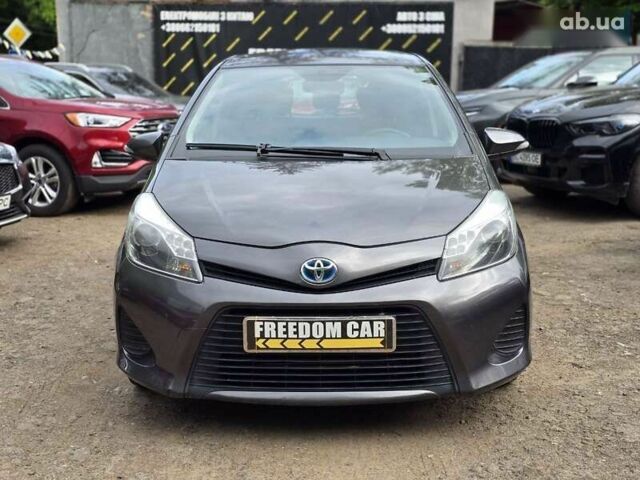 Тойота Яріс, об'ємом двигуна 0 л та пробігом 162 тис. км за 10000 $, фото 2 на Automoto.ua