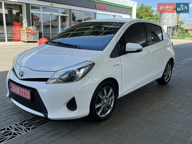Тойота Ярис 2014 в Житомире на Automoto.ua Тойота Ярис, объемом двигателя 1.5 л и пробегом 155 тыс. км за 11700 $, фото 3 на Automoto.ua