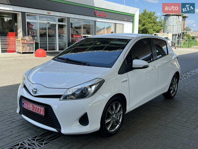 Тойота Ярис 2014 в Житомире на Automoto.ua Тойота Ярис, объемом двигателя 1.5 л и пробегом 155 тыс. км за 11700 $, фото 2 на Automoto.ua