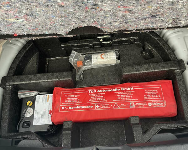 Тойота Яріс 2015 у Києві на Automoto.ua Тойота Яріс, об'ємом двигуна 1.5 л та пробігом 115 тис. км за 11500 $, фото 14 на Automoto.ua