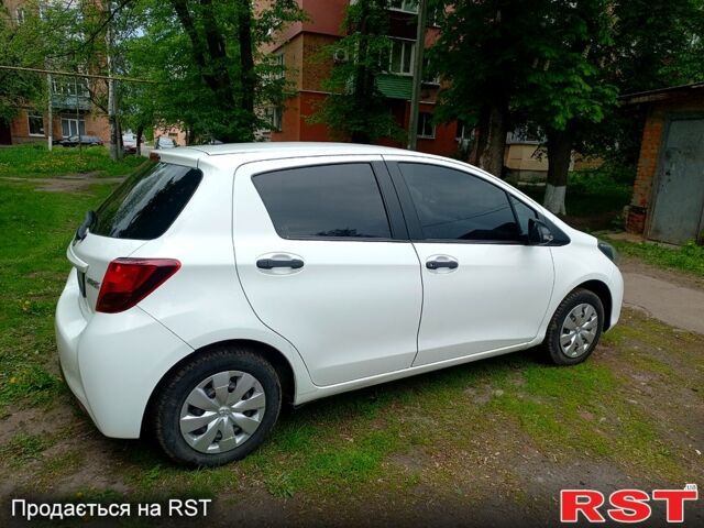 Тойота Ярис, объемом двигателя 1.3 л и пробегом 220 тыс. км за 9000 $, фото 8 на Automoto.ua