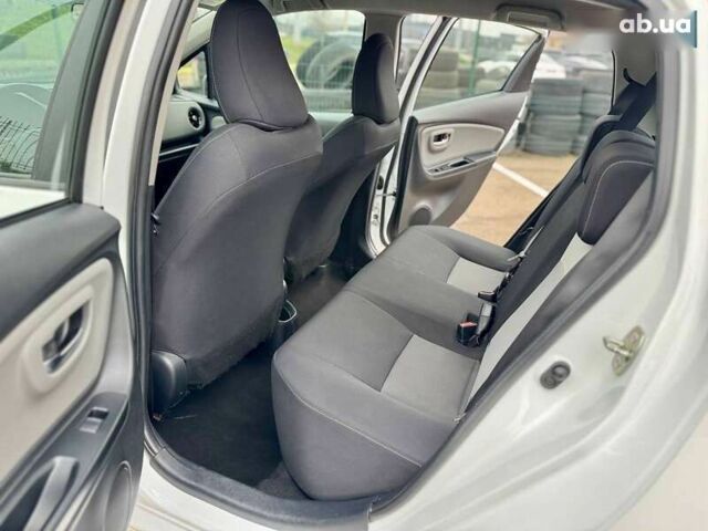 Тойота Ярис, объемом двигателя 0 л и пробегом 52 тыс. км за 15400 $, фото 28 на Automoto.ua