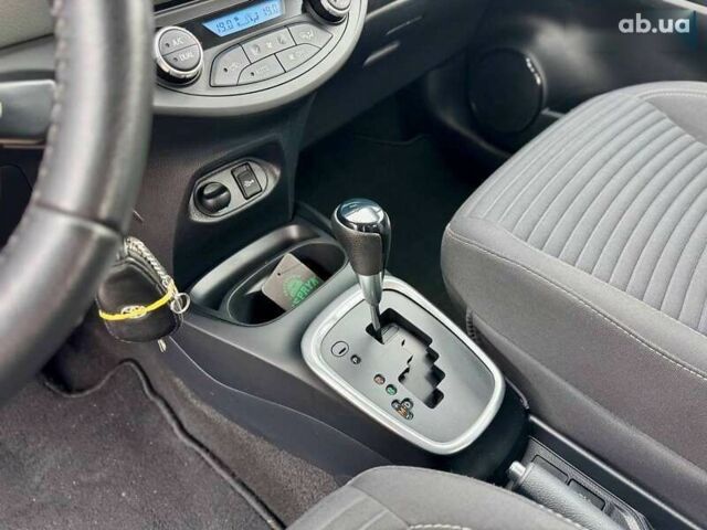 Тойота Ярис, объемом двигателя 0 л и пробегом 52 тыс. км за 15400 $, фото 26 на Automoto.ua
