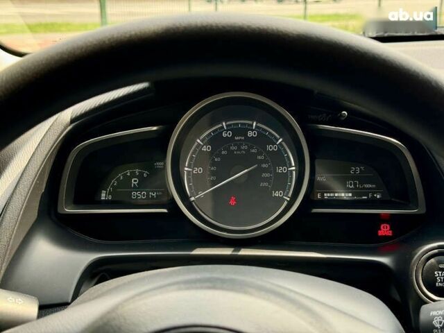 Тойота Ярис, объемом двигателя 1.5 л и пробегом 85 тыс. км за 13600 $, фото 24 на Automoto.ua