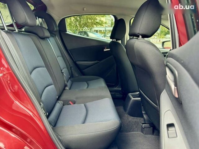 Тойота Ярис, объемом двигателя 1.5 л и пробегом 85 тыс. км за 14500 $, фото 3 на Automoto.ua