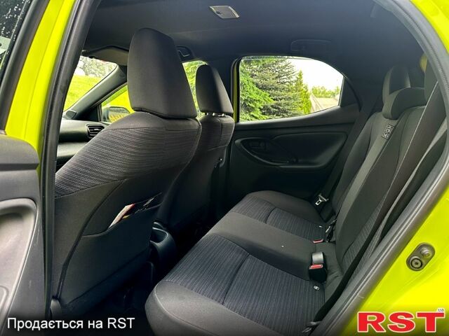 Тойота Ярис, объемом двигателя 1.5 л и пробегом 129 тыс. км за 18200 $, фото 4 на Automoto.ua