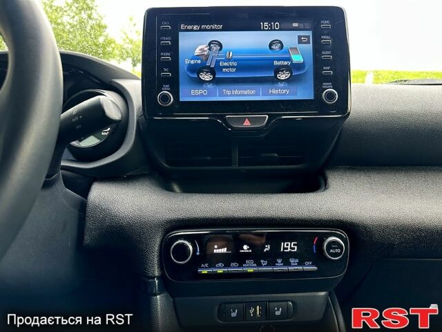 Тойота Ярис, объемом двигателя 1.5 л и пробегом 129 тыс. км за 18200 $, фото 7 на Automoto.ua