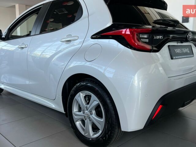 Тойота Ярис, объемом двигателя 1490 л и пробегом 0 тыс. км за 28206 $, фото 5 на Automoto.ua