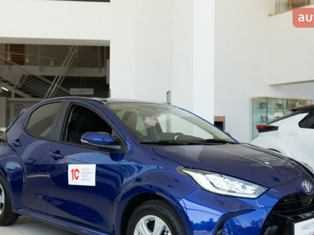 Тойота Ярис, объемом двигателя 1.49 л и пробегом 0 тыс. км за 28606 $, фото 3 на Automoto.ua