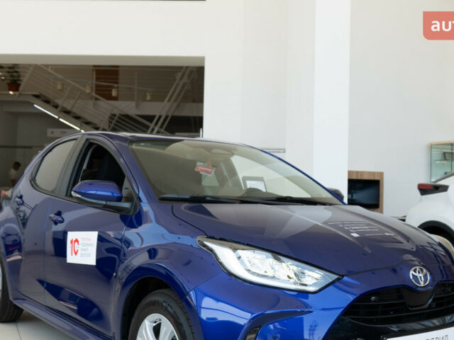 Тойота Ярис, объемом двигателя 1.49 л и пробегом 0 тыс. км за 28606 $, фото 1 на Automoto.ua