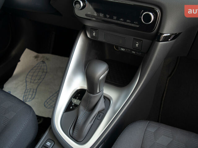 купить новое авто Тойота Ярис 2024 года от официального дилера Тойота Центр Рівне "Агат Авто" Тойота фото