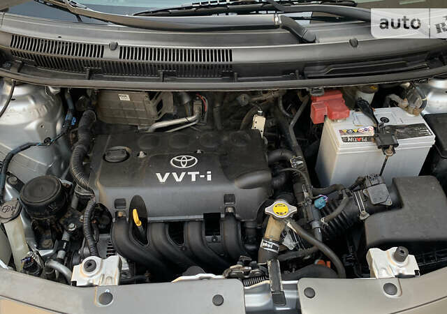 Тойота Ярис, объемом двигателя 1.3 л и пробегом 172 тыс. км за 5600 $, фото 29 на Automoto.ua