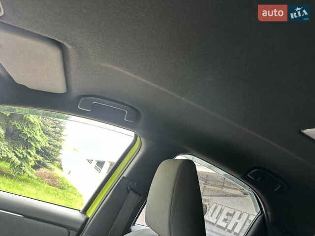 Тойота Ярис 2021 в Киеве на Automoto.ua Желтый Тойота Ярис, объемом двигателя 1.5 л и пробегом 129 тыс. км за 17500 $, фото 31 на Automoto.ua