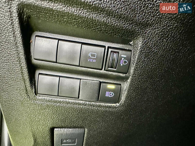 Желтый Тойота Ярис, объемом двигателя 1.5 л и пробегом 120 тыс. км за 16400 $, фото 26 на Automoto.ua