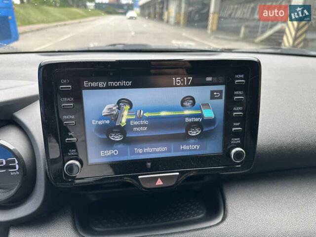 Тойота Ярис 2021 в Киеве на Automoto.ua Желтый Тойота Ярис, объемом двигателя 1.5 л и пробегом 129 тыс. км за 17500 $, фото 33 на Automoto.ua