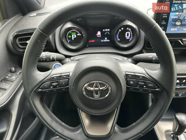 Тойота Ярис 2021 в Киеве на Automoto.ua Желтый Тойота Ярис, объемом двигателя 1.5 л и пробегом 129 тыс. км за 17500 $, фото 15 на Automoto.ua