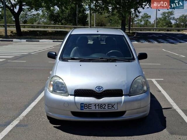 Сірий Тойота Яріс, об'ємом двигуна 1 л та пробігом 253 тис. км за 2900 $, фото 6 на Automoto.ua