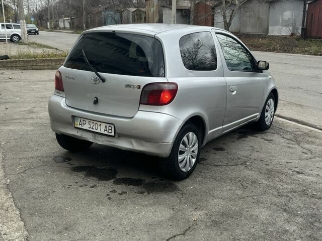 Серый Тойота Ярис, объемом двигателя 1.3 л и пробегом 192 тыс. км за 3200 $, фото 5 на Automoto.ua