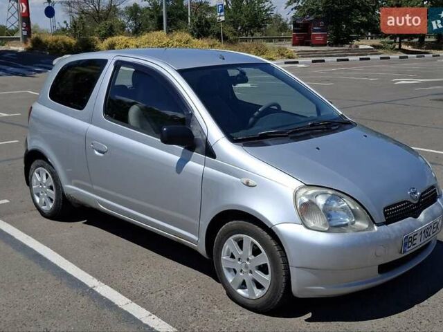 Сірий Тойота Яріс, об'ємом двигуна 1 л та пробігом 253 тис. км за 2900 $, фото 5 на Automoto.ua