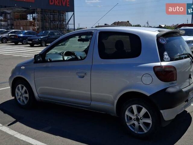 Сірий Тойота Яріс, об'ємом двигуна 1 л та пробігом 253 тис. км за 2900 $, фото 9 на Automoto.ua