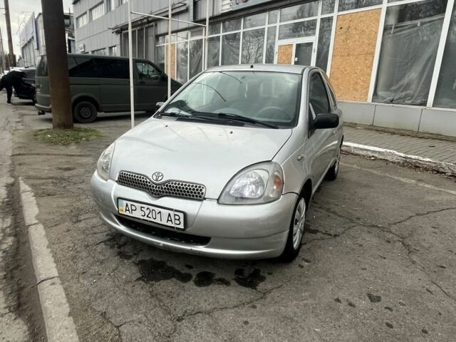 Серый Тойота Ярис, объемом двигателя 1.3 л и пробегом 192 тыс. км за 3200 $, фото 9 на Automoto.ua
