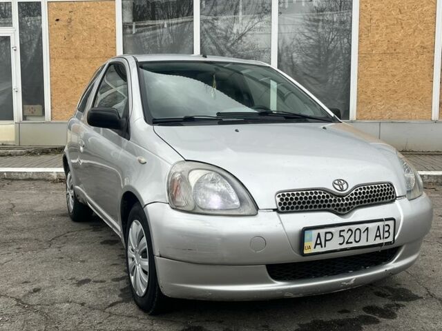 Серый Тойота Ярис, объемом двигателя 1.3 л и пробегом 192 тыс. км за 3200 $, фото 7 на Automoto.ua