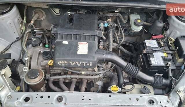 Сірий Тойота Яріс, об'ємом двигуна 1 л та пробігом 253 тис. км за 2900 $, фото 18 на Automoto.ua