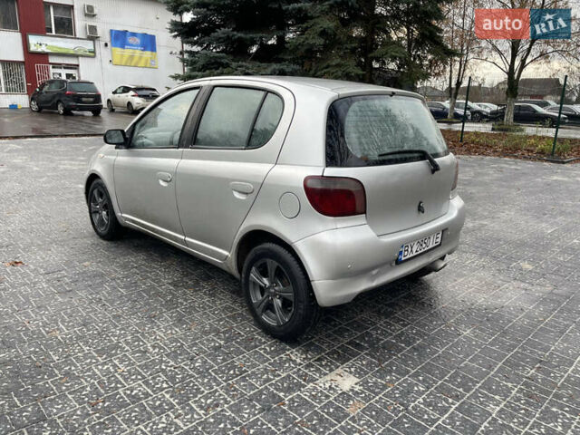 Серый Тойота Ярис, объемом двигателя 1.3 л и пробегом 239 тыс. км за 2600 $, фото 4 на Automoto.ua