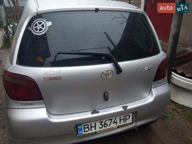 Серый Тойота Ярис, объемом двигателя 0.96 л и пробегом 163 тыс. км за 3500 $, фото 3 на Automoto.ua