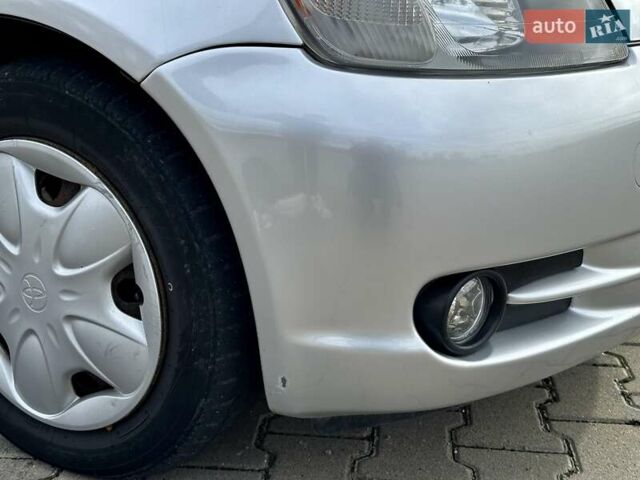 Серый Тойота Ярис, объемом двигателя 1 л и пробегом 271 тыс. км за 3500 $, фото 10 на Automoto.ua
