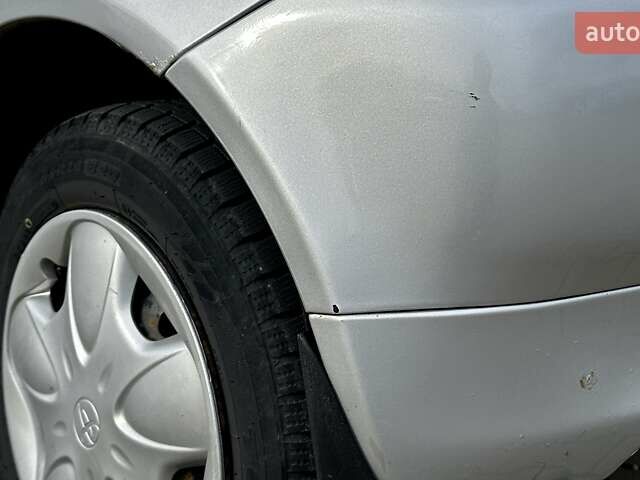 Серый Тойота Ярис, объемом двигателя 1 л и пробегом 271 тыс. км за 3500 $, фото 13 на Automoto.ua