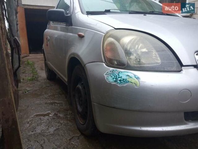 Серый Тойота Ярис, объемом двигателя 0.96 л и пробегом 163 тыс. км за 3500 $, фото 2 на Automoto.ua