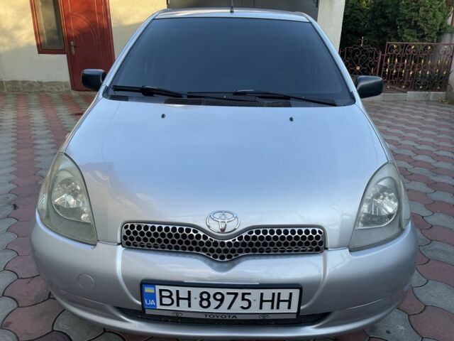 Сірий Тойота Яріс, об'ємом двигуна 1.3 л та пробігом 163 тис. км за 4500 $, фото 1 на Automoto.ua
