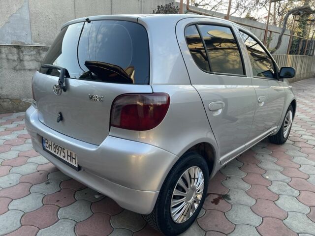 Сірий Тойота Яріс, об'ємом двигуна 1.3 л та пробігом 163 тис. км за 4500 $, фото 3 на Automoto.ua
