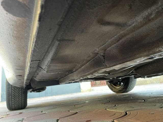 Сірий Тойота Яріс, об'ємом двигуна 1.3 л та пробігом 163 тис. км за 4500 $, фото 10 на Automoto.ua