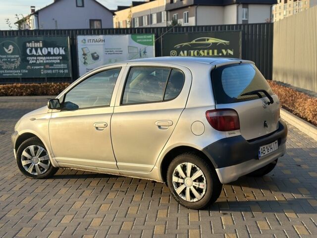 Серый Тойота Ярис, объемом двигателя 1 л и пробегом 212 тыс. км за 2999 $, фото 3 на Automoto.ua