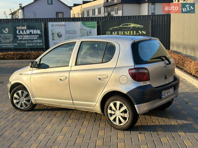 Серый Тойота Ярис, объемом двигателя 1 л и пробегом 212 тыс. км за 2999 $, фото 3 на Automoto.ua